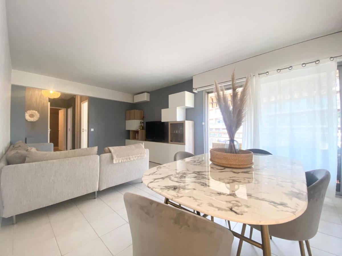 Apartment Antibes City-Center & Port Esterno foto